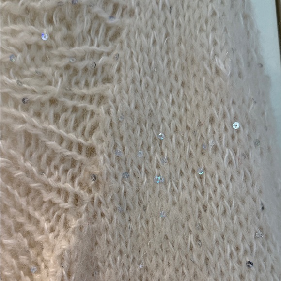 Handmade never worn Cream Knit Women's cardigan - Picture 2 of 6